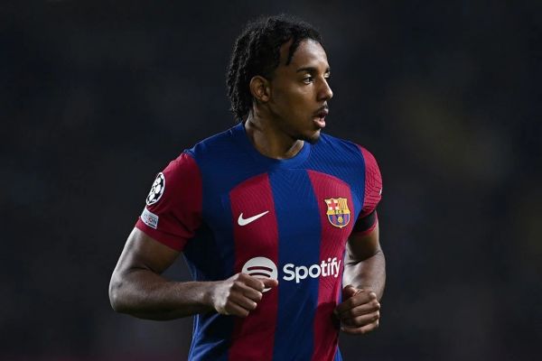  الاتحاد عربستان در پی خرید مدافع 25 ساله بارسلونا