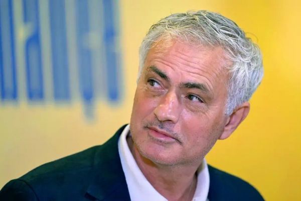  مورینیو به دنبال اولین خرید خود در فنرباغچه از لیگ برتر انگلیس