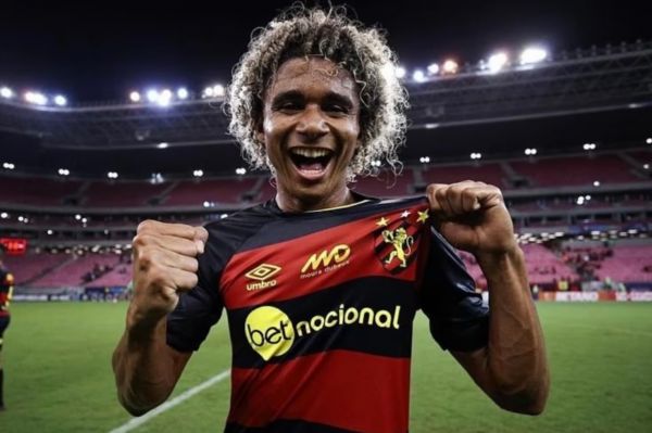  رقابت رئال مادرید و چلسی برای جذب دفاع راست برزیلی