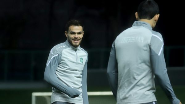  کنایه سرمربی ازبکستان به اورونوف؛ امیدوارم فردا برای تیم بازی کند