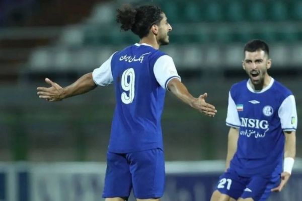 جلسه مهم استقلال خوزستان با مهاجم ملیپوش تکلیف آقاییپور هفته آینده مشخص میشود