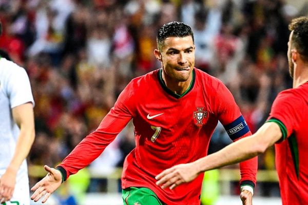  رونالدو چند سال پیاپی است که برای پرتغال گلزنی می‌کند