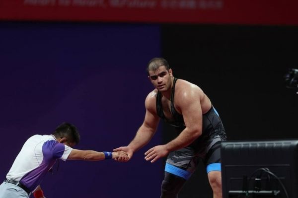 هدایتی بعد از شکست رضا کایالپ کجا کشتی میگیرد