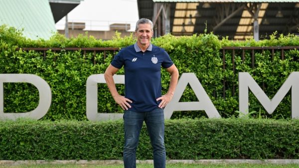 جابجایی در مسیر تهران – بانکوک؛ پرسپولیس و بوریرام مربی مبادله میکنند