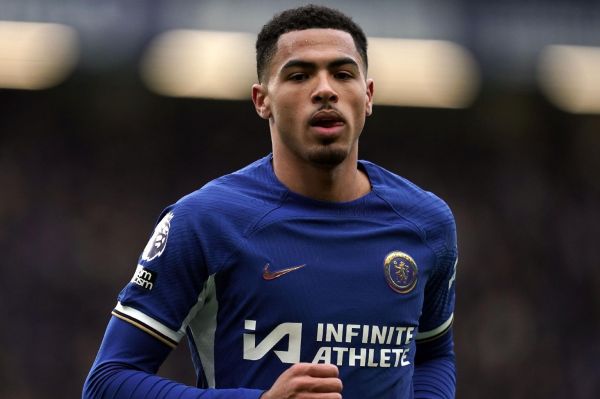 چلسی قصد فروش مدافع جوان خود را ندارد