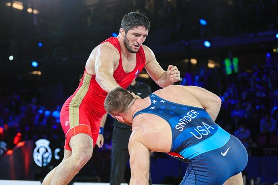  مامیاشویلی به محرومیت قهرمانان کشتی روسیه از المپیک واکنش نشان داد