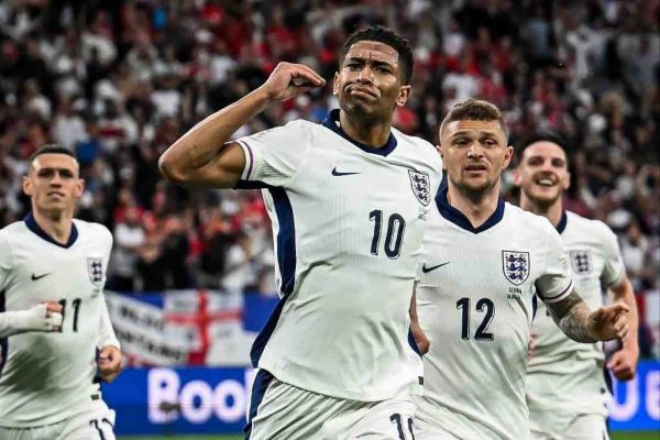  دفاع ستاره رئال مادرید از مدافع لیورپول