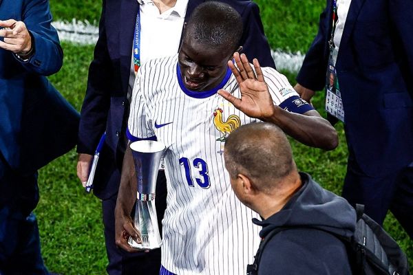 بازیکن الاتحاد عربستان بهترین بازیکن دیدار فرانسه - اتریش شد