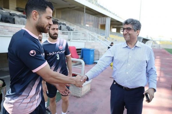  شهریاری  طبق مقررات با بیرانوند برخورد خواهیم کرد  به درویش گفتیم دنبال دروازه‌بان جدید باشد