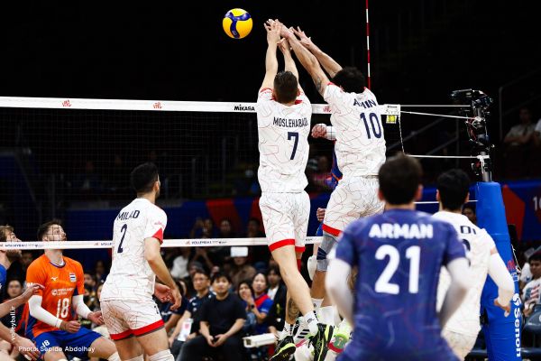  گزارش تصویری  دیدار تیمهای ملی والیبال ایران و هلند