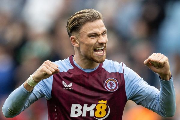 اینتر در پی خرید دفاع راست لهستانی استون ویلا