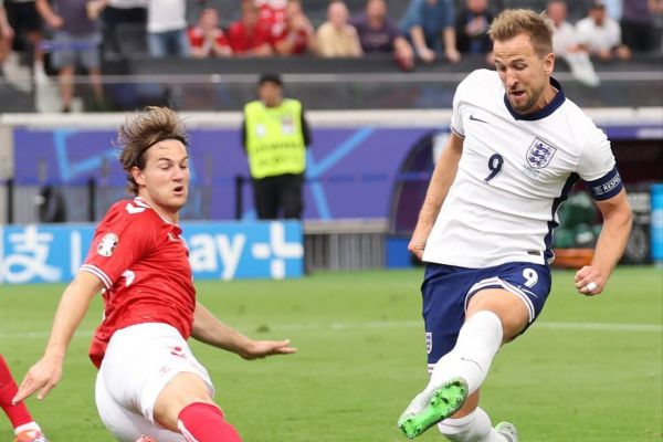 ناکام ماندن انگلیس در شکست دادن دانمارک