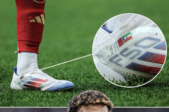  پرچم دو کشور آفریقایی که روی استوک‌های یامال نقش بسته است