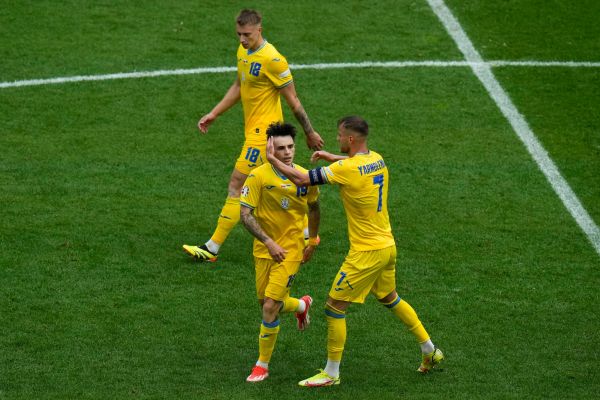  امیدها دوباره زنده شد؛ پیروزی سخت اوکراین مقابل شگفتی‌ساز هفته اول