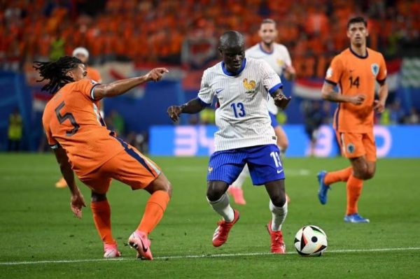  روندی که هلند و فرانسه پس از 50 بازی آن را از بین بردند