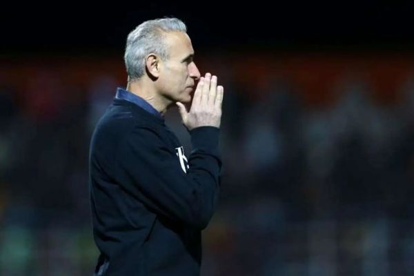  گل‌محمدی  با تمام وجود برای سربلندی فولاد خوزستان تلاش خواهیم کرد