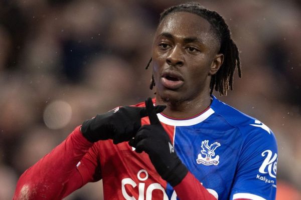  ستاره ملی‌پوش کریستال پالاس در رادار توپچی‌های لندن