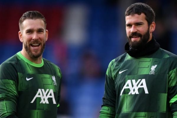 دروازه بان لیورپول در راه بازگشت به تیم دوران کودکیاش