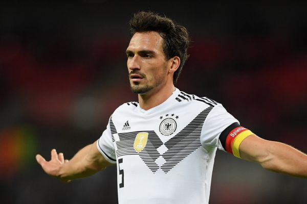  مدافع سابق بروسیا دورتموند در انتظار پاسخ مدیران رم