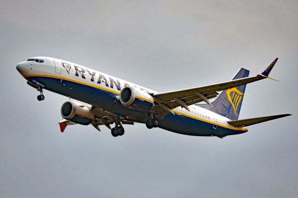  شرکت هواپیمایی هم تیم ملی انگلیس را مسخره کرد