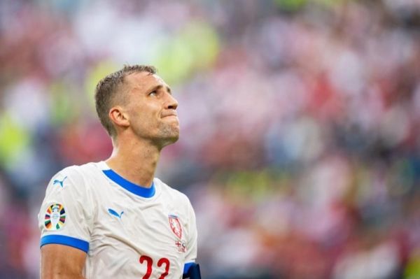  صعود ترکیه به جمع ۱۶ تیم برتر