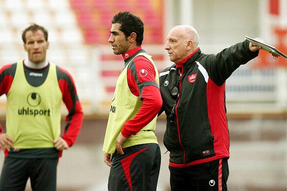  پرسپولیس در اولین فصل حضور کامل یک سرمربی خارجی؛ روند عجیب بدون قهرمانی