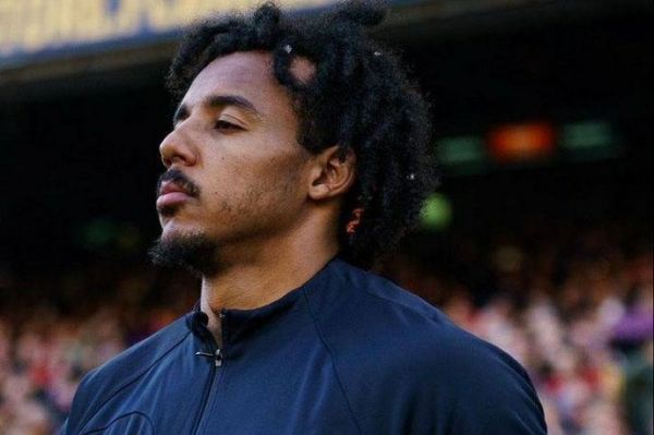 مدافع راست تیم ملی فرانسه شاید در بارسلونا هم در همین پست بازی کند