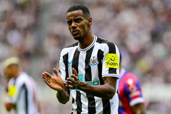 راهکار چلسی برای کاهش قیمت مهاجم سوئدی نیوکاسل