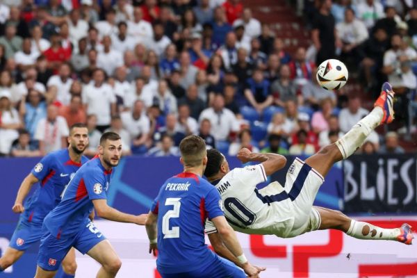  جواب بلینگام به منتقدان انگلیس