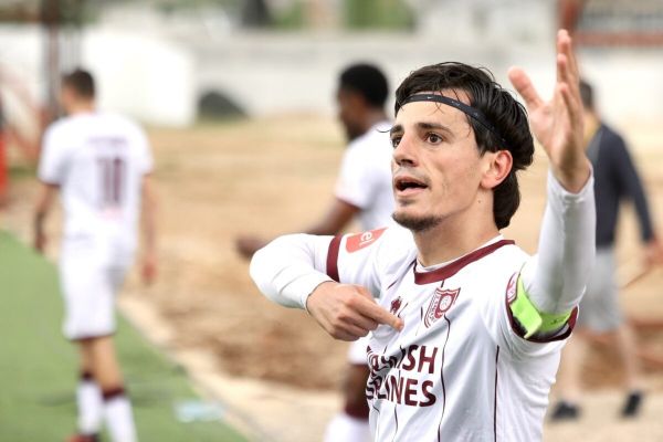  مبلغ قرارداد وینگر بوسنیایی استقلال چقدر است