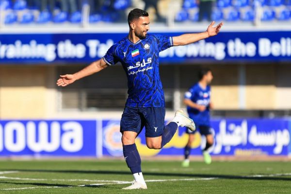  خرید تراکتور به دنبال جدایی دوستانه از گل‌گهر