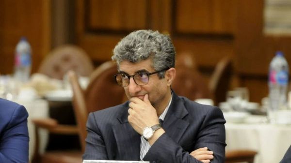  اطمینان رئیس هیات مدیره پرسپولیس در گفت و گو با فوتبالی  نگران نباشید، گاریدو قطعا می‌آید