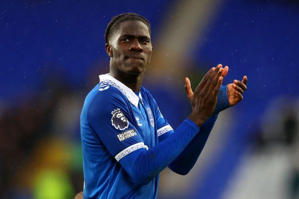  هافبک جوان اورتون، گزینه مورد علاقه هانسی فلیک نیست