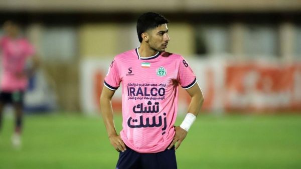 مهدی لیموچی در گفتوگو با فوتبالی پرسپولیسی هستم به تیمی میروم که پیشرفت کنم