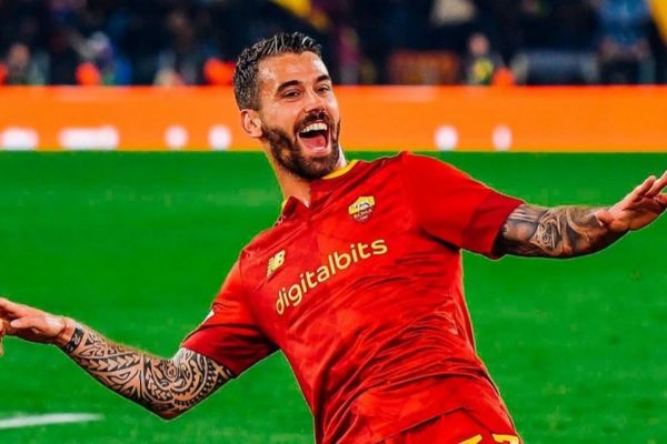 مدافع چپ ایتالیایی آ اس رم در آستانه پیوستن به ناپولی