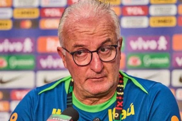  واکنش سرمربی برزیل به حذف از کوپا آمه‌ریکا مقابل تیم 10 نفره اروگوئه