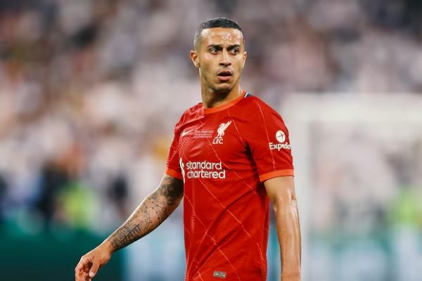  بازیکن اسبق لیورپول و بایرن مونیخ از فوتبال بازنشسته می‌شود