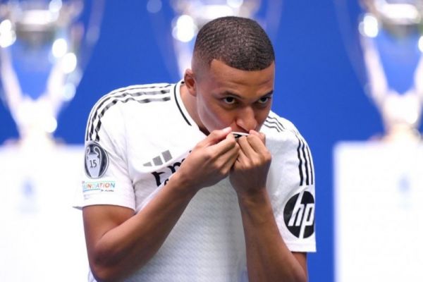  امباپه نخستین الکلاسیکوی فصل را از دست می‌دهد