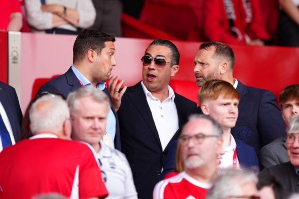  مدیر ایرانی چلسی در پی یافتن اسپانسر اصلی تیم در فصل آینده