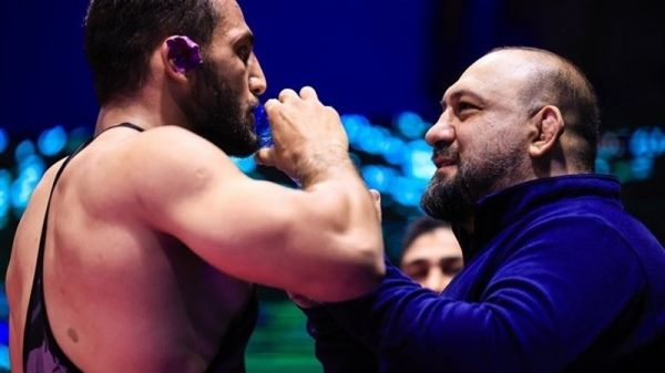 رضایی برخی به دنبال قرارداد سفید هستند تهدید کشتیگیر کار درستی نیست