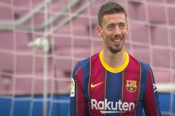 بارسلونا به دنبال راهی برای خلاص شدن از دست مدافع فرانسوی