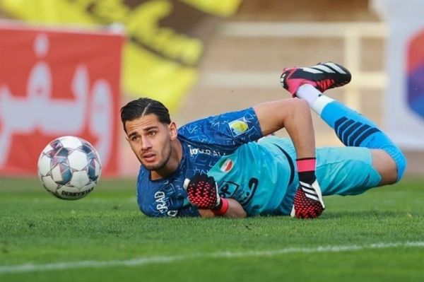  کاپیتان غیرمنتظره سپاهان مقابل هاتای اسپور ترکیه  عکس