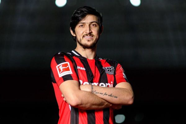 پیشنهاد تیم اماراتی برای جذب دائمی آزمون سویا همچنان به دنبال قرارداد قرضی