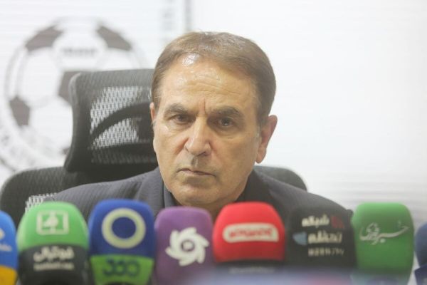  تارقلی‌زاده  احتمال تغییر محل بازی با قرقیزستان وجود دارد  سرخابی‌ها برای لیگ نخبگان باید ورزشگاه معرفی کنند