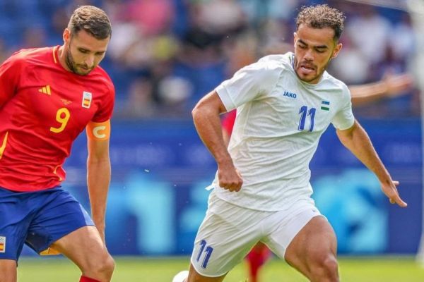 عملکرد غیرقابل قبول اورونوف برابر اسپانیا؛ ستاره پرسپولیس، بدترین بازیکن زمین