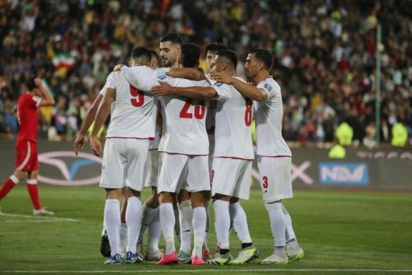 بازیکنان تیم ملی فوتبال فعلا به خدمت سربازی اعزام نمیشوند