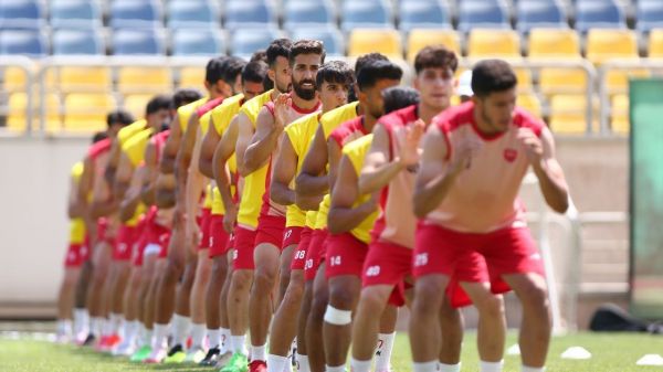 رونمایی از شماره 10 جدید پرسپولیس؛ فکرش را هم نمیکردید عکس