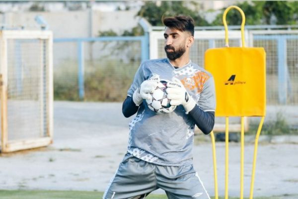  واکنش بیرانوند به صحبت‌های رفیعی؛ به بچه‌های پرسپولیس احترام می گذارم