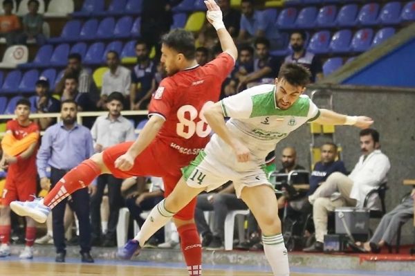 باشگاه فولاد هرمزگان عوامل تیم حریف باید اثبات کنند که گازوییل روی زمین پاشیده شده است