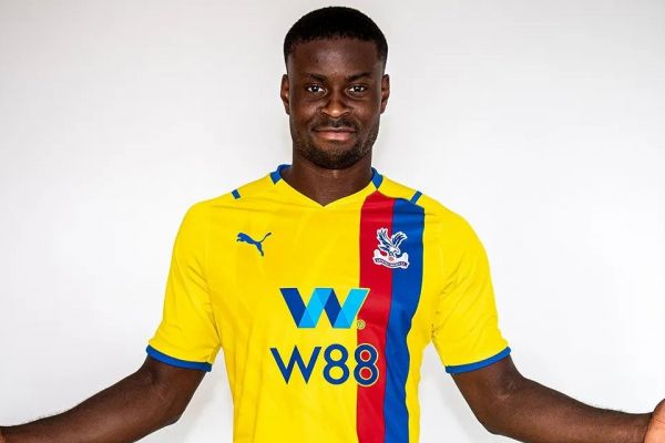 مدافع ملیپوش کریستال پالاس در رادار لیورپول